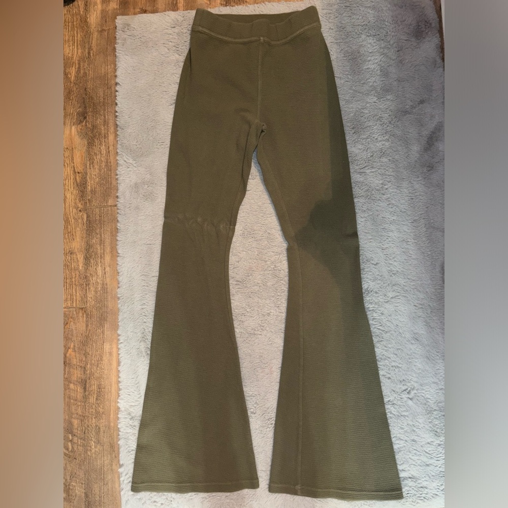 Aerie offline flare pants